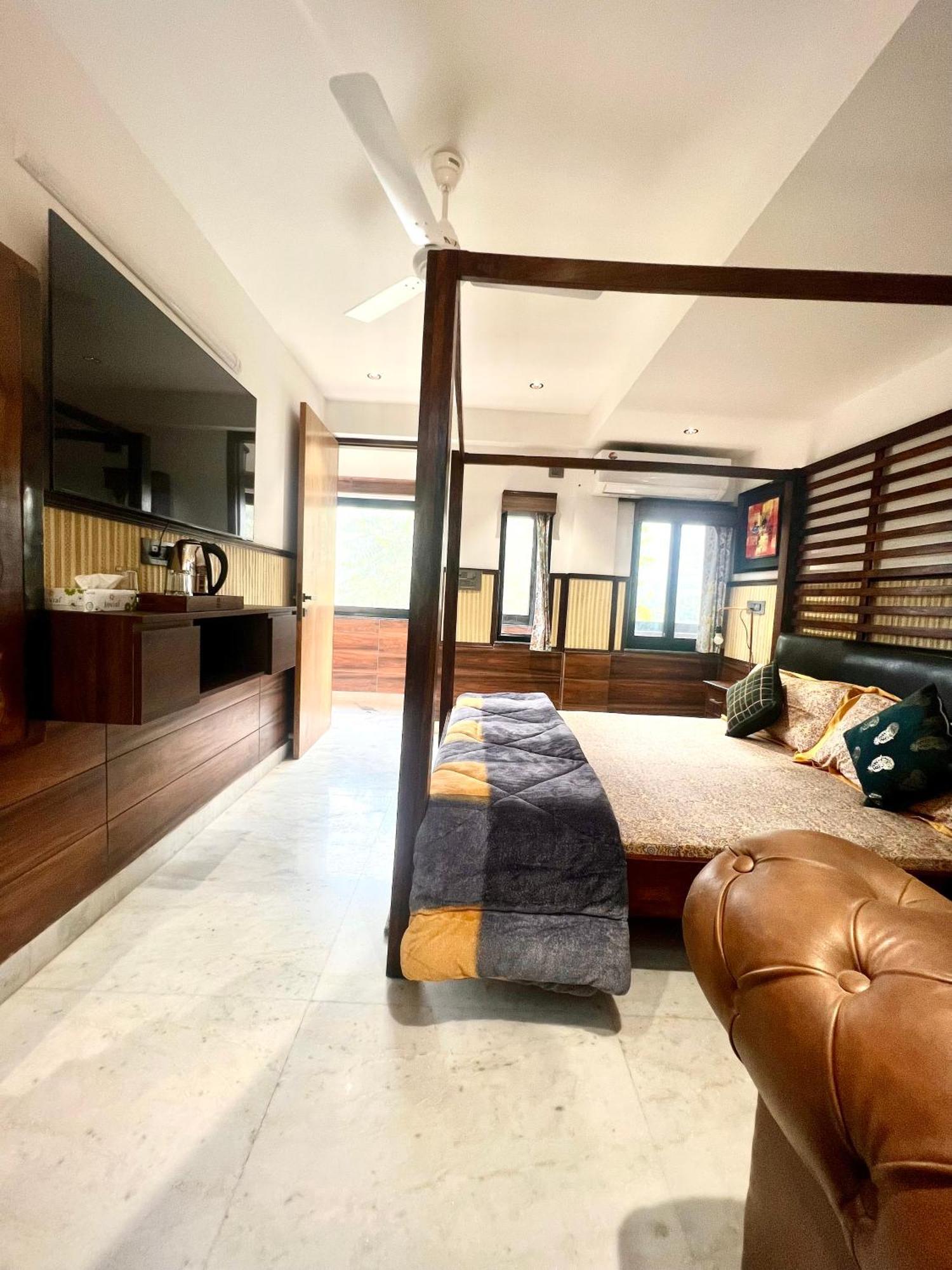 House Of Comfort Delhi Homestay